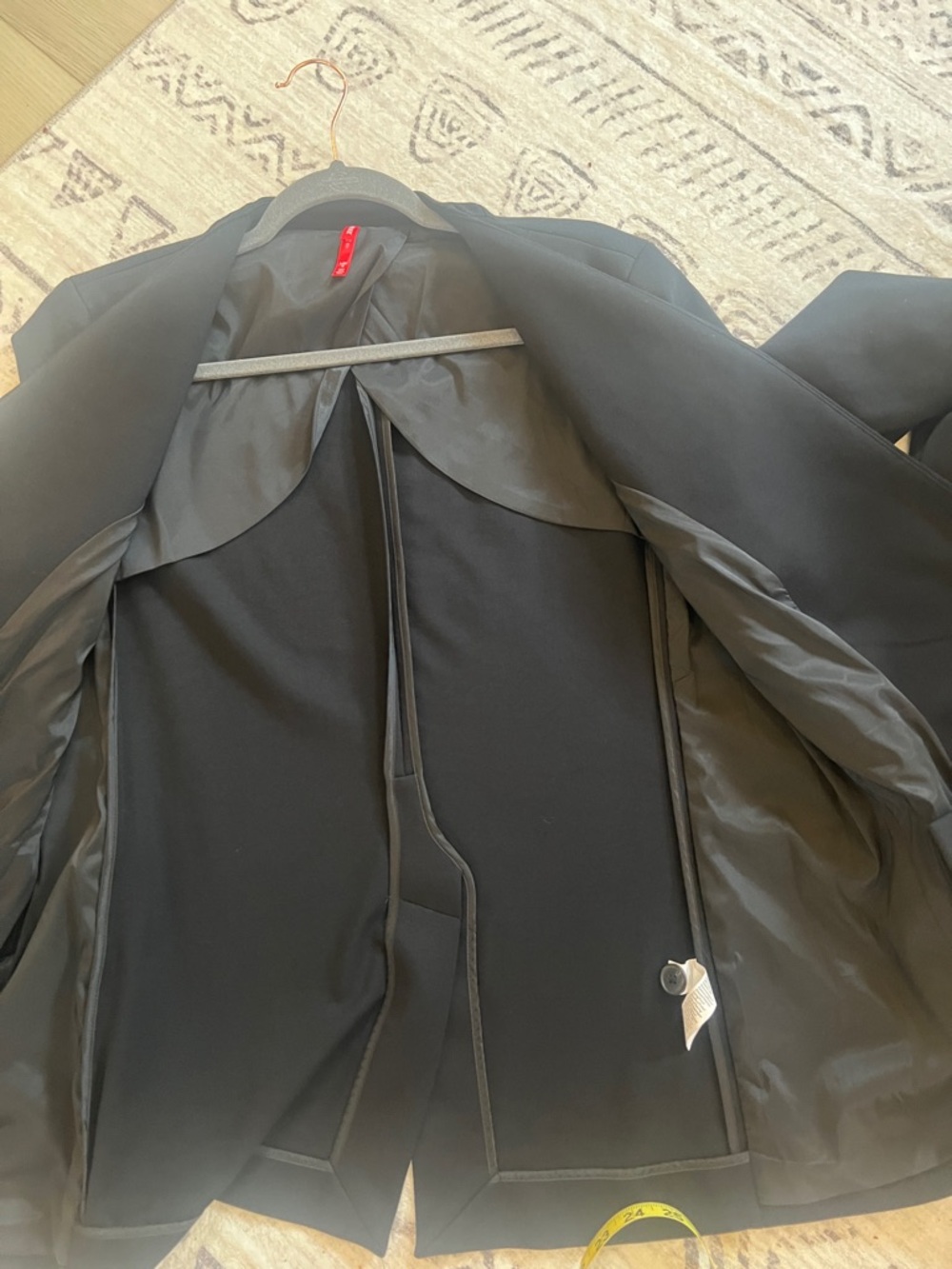 SPANX Black Open-Front Blazer. One button closure - Picture 6 of 8